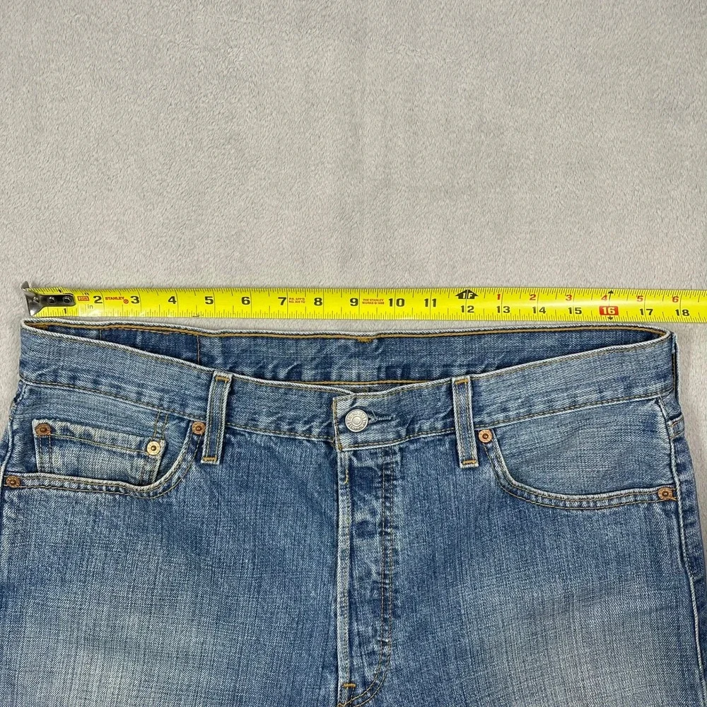Levi's 501 Jeans Mens 36(35)x31 Blue Straight‎ Leg Button Fly Distressed Denim